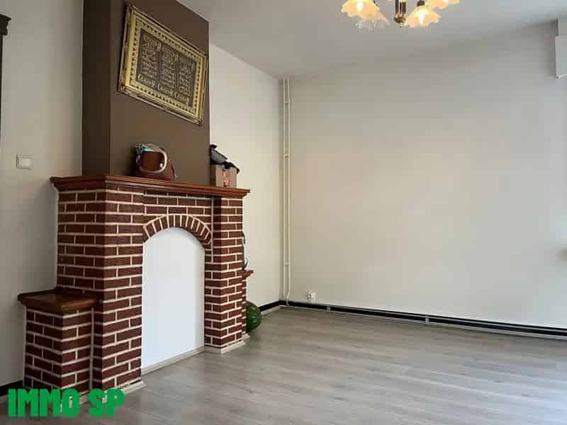 Huis te huur Geel: Gerenoveerde woning met tuin en garage