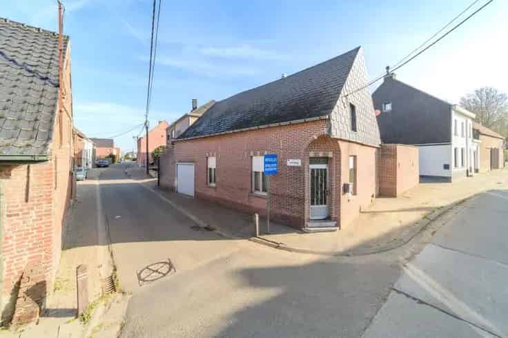 Te renoveren hoekwoning Mere - 5 slaapkamers - Garage - Tuin