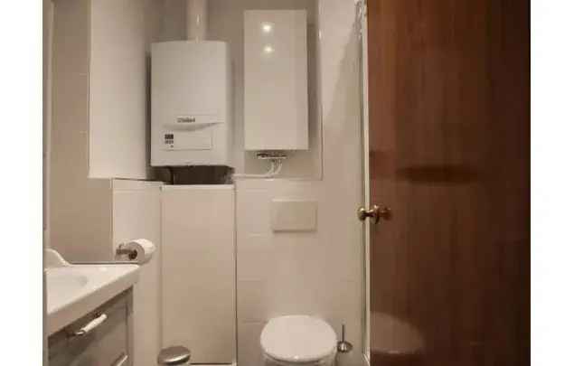 Huur 1 slaapkamer appartement van 77 m² in Brussels