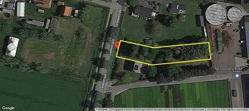 Bouwgrond 1095m² Halfopen Bebouwing