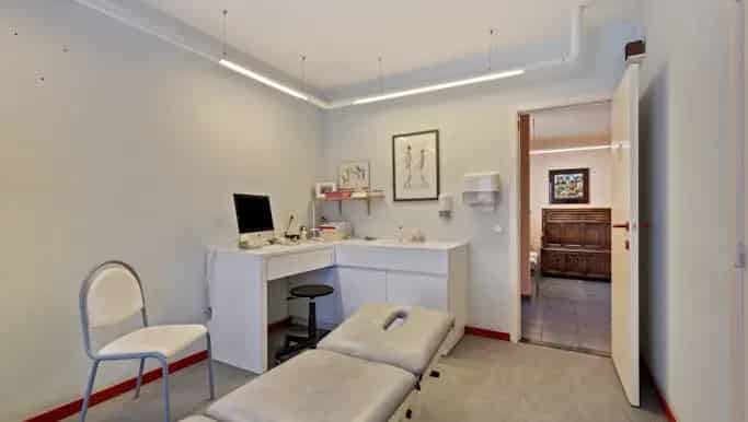 Kantoor met Woning te Koop Sint Andries