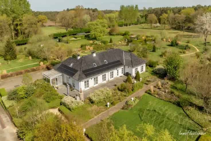 Luxueuze Villa 5 slaapkamers 3,7 ha Land