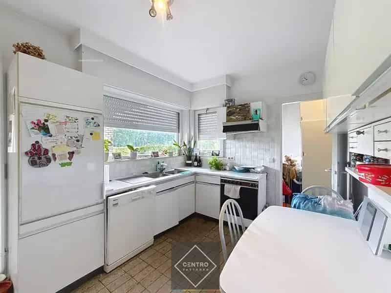 Magazijn met Woonst te Koop Oostkamp 5 Slaapkamers