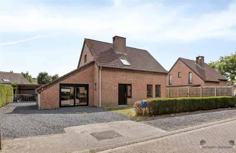 Huis te huur Hechtel-Eksel: Instapklaar 3 slaapkamers, tuin