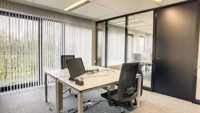 Kantoor te koop in Ter Reigerie 9, Roeselare - Dewaele