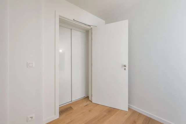 Mooi afgewerkt appartement te huur in centrum Temse