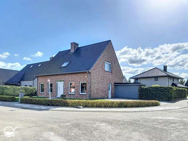 Ruime en Energiezuinige woning te Zingem