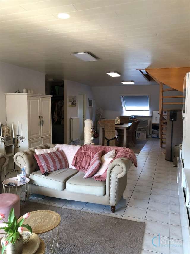 Duplex appartement te huur in het centrum van Lochristi!