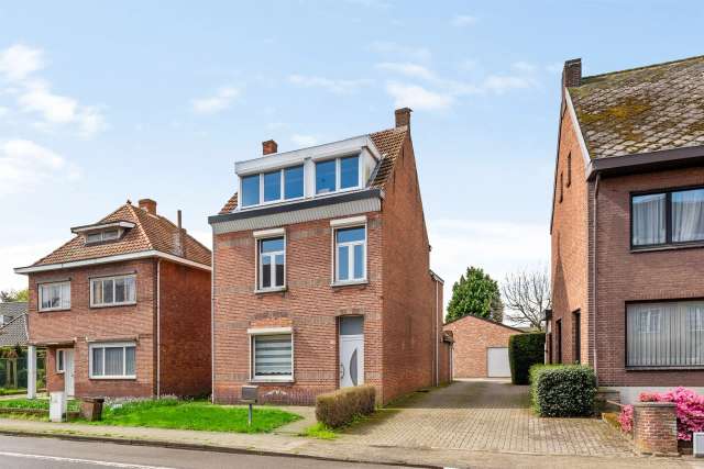 Vrijstaande woning met 5 slaapkamers op 1020 m²