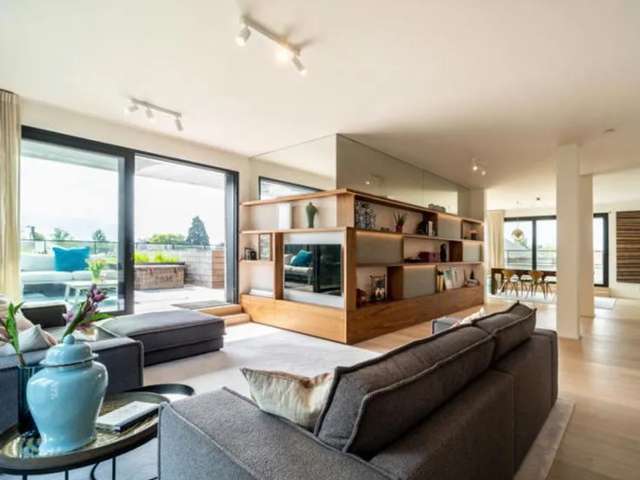 Penthouse Te Huur