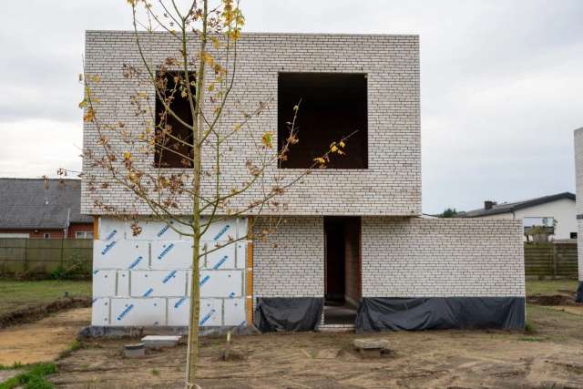 Moderne vrijstaande woning met zuid gerichte tuin