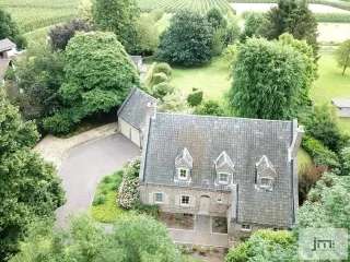 Villa te koop in Wellen met 4 slaapkamers, 2 badkamers en ruime tuin