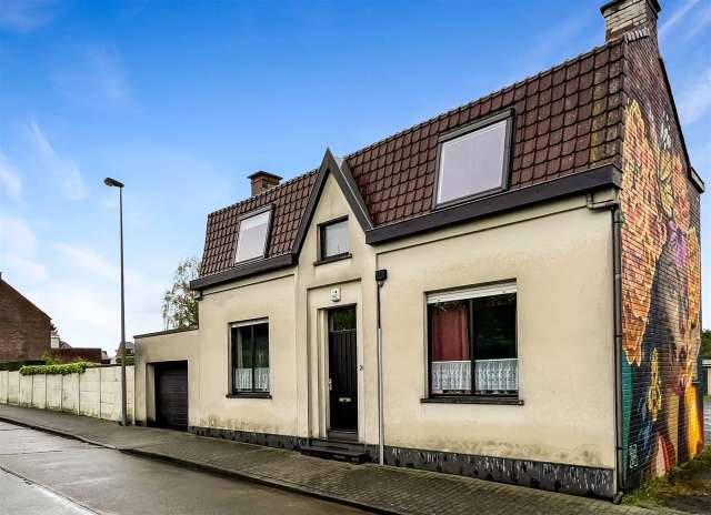 Charmante woning met 3 slaapkamers en gezellige tuin te koop