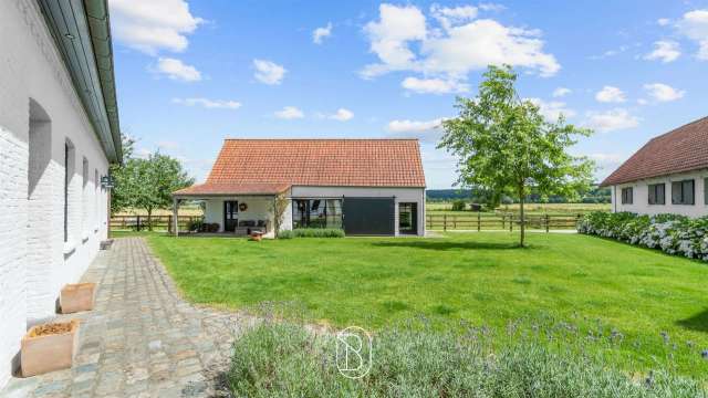 UNIEKE Eigendom Met Prachtig Zicht Op De Scheldevallei